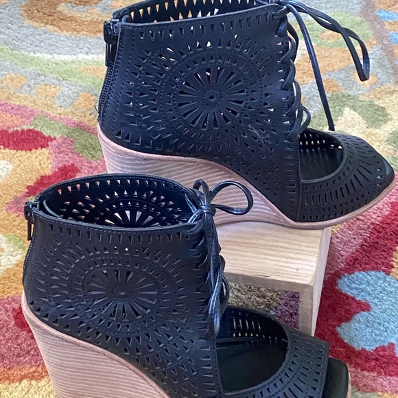 Jeffrey Campbell perforated black leather wedges size 6. - Picture 6 of 7